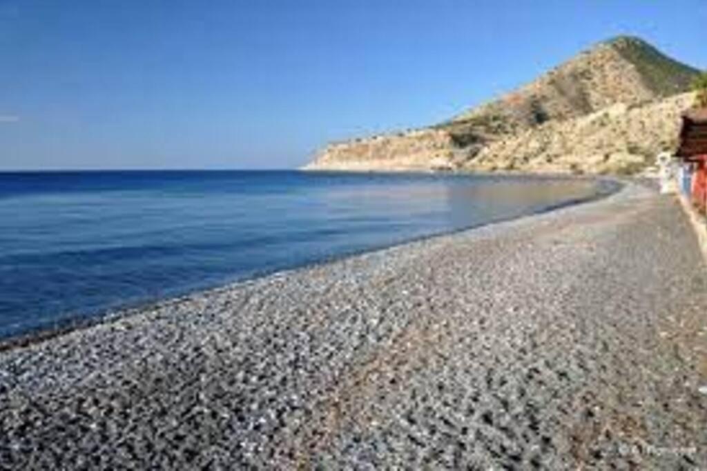 Estia Κατάλυμα Στο Μύρτος Exterior photo